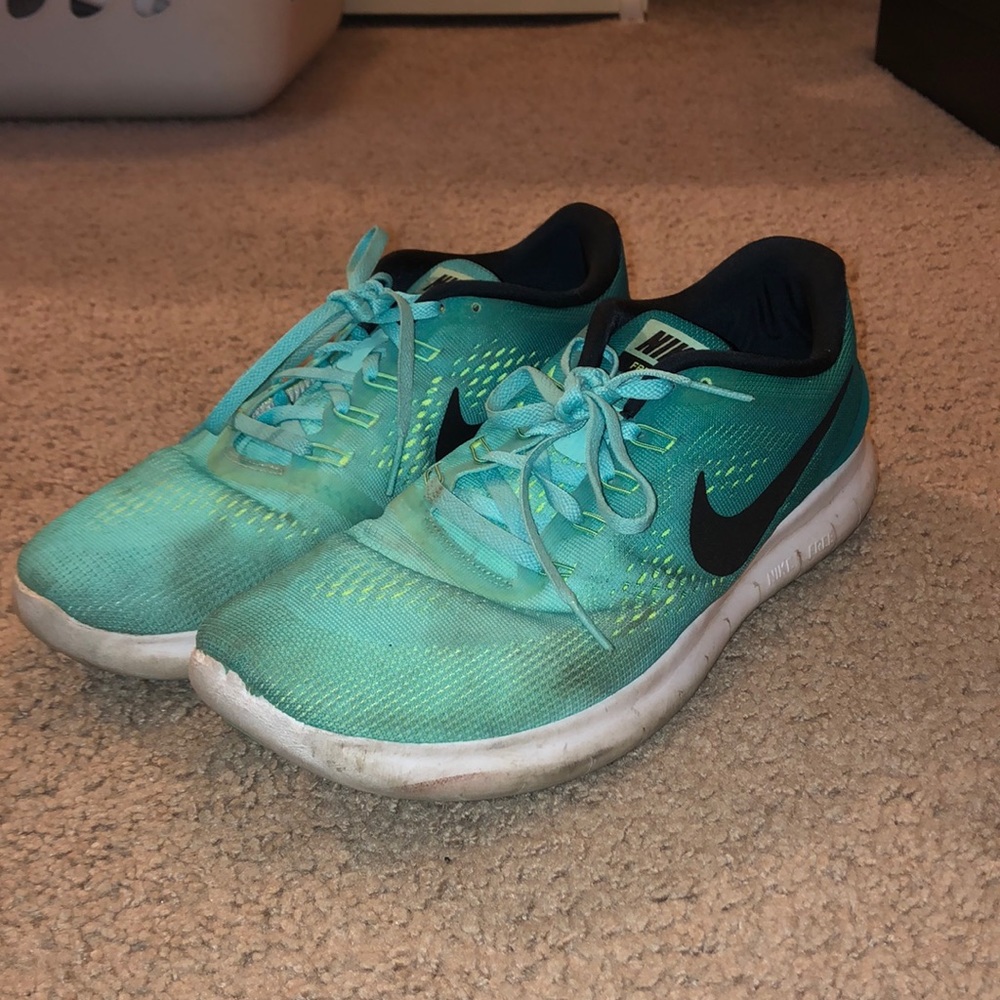*SAMPLE* Nike Free Run 2016